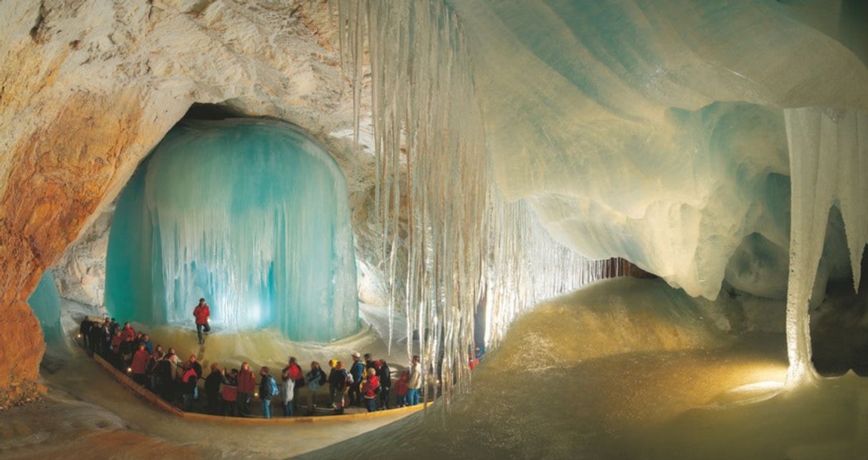 Place Eisriesenwelt