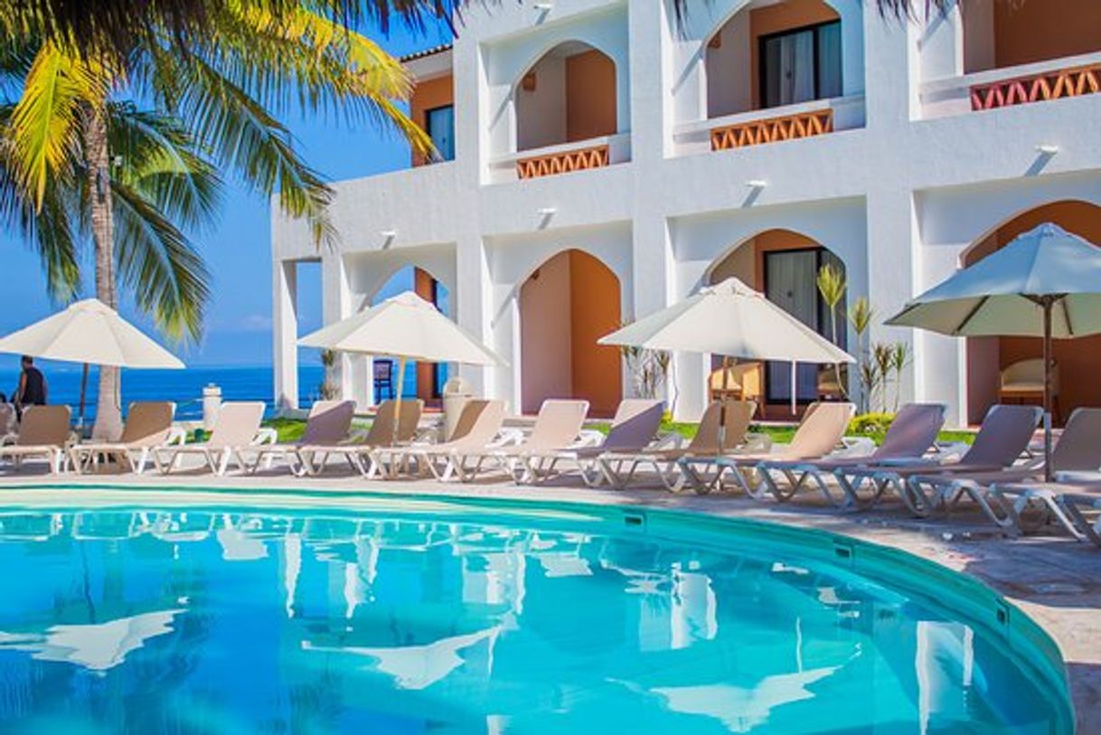 Lugar Plaza Pelicanos Club Beach Resort