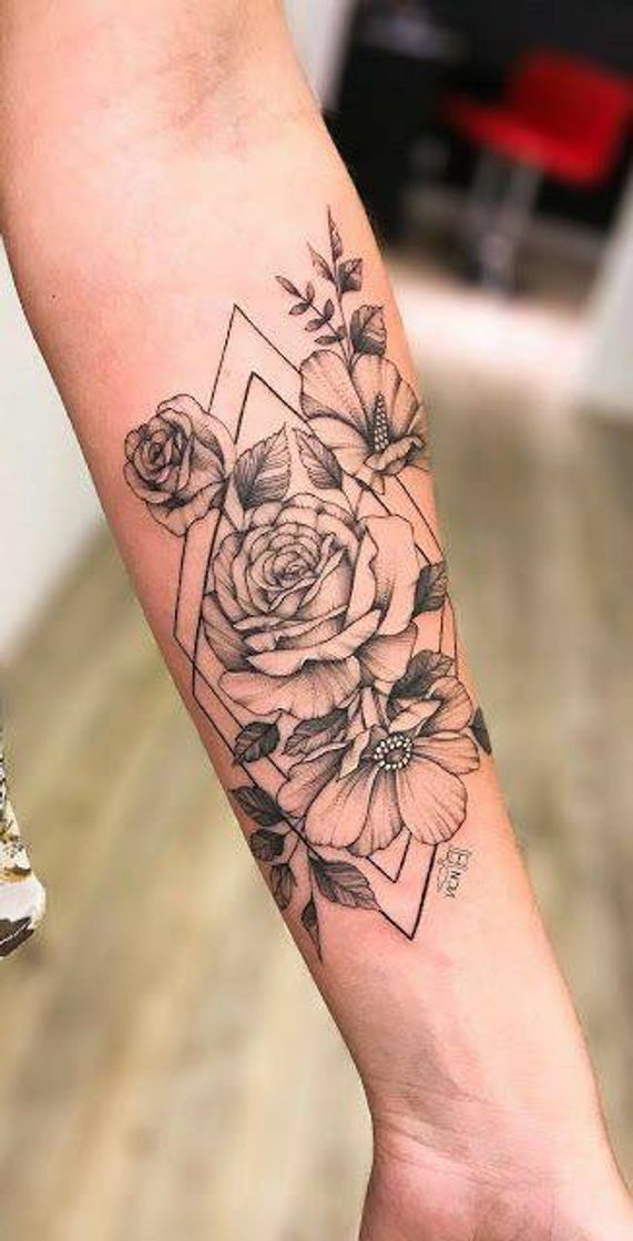 Moda Tattoo de flores 