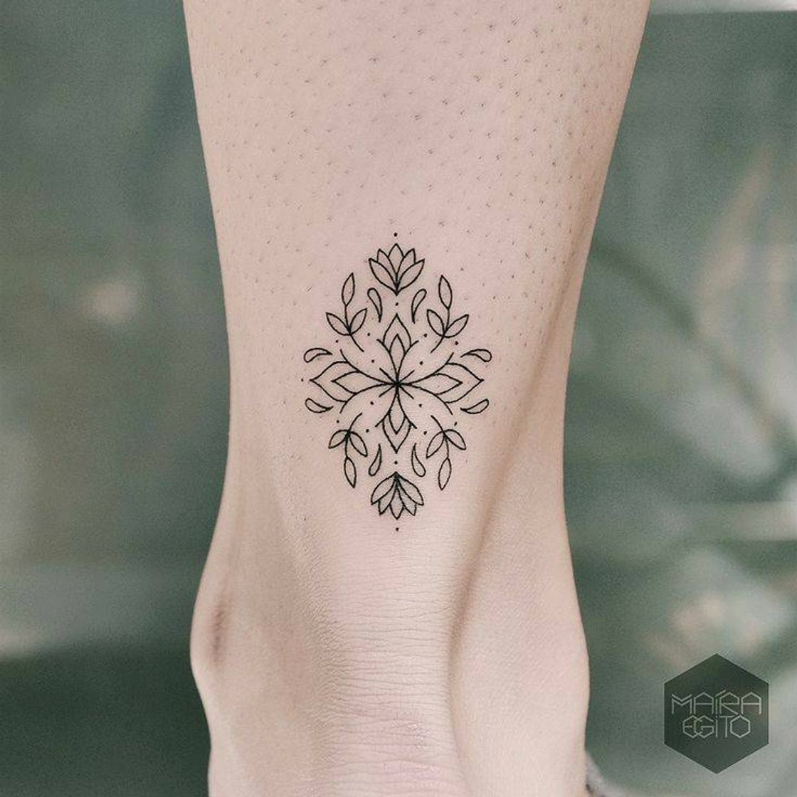 Fashion Tattoo minimalista 