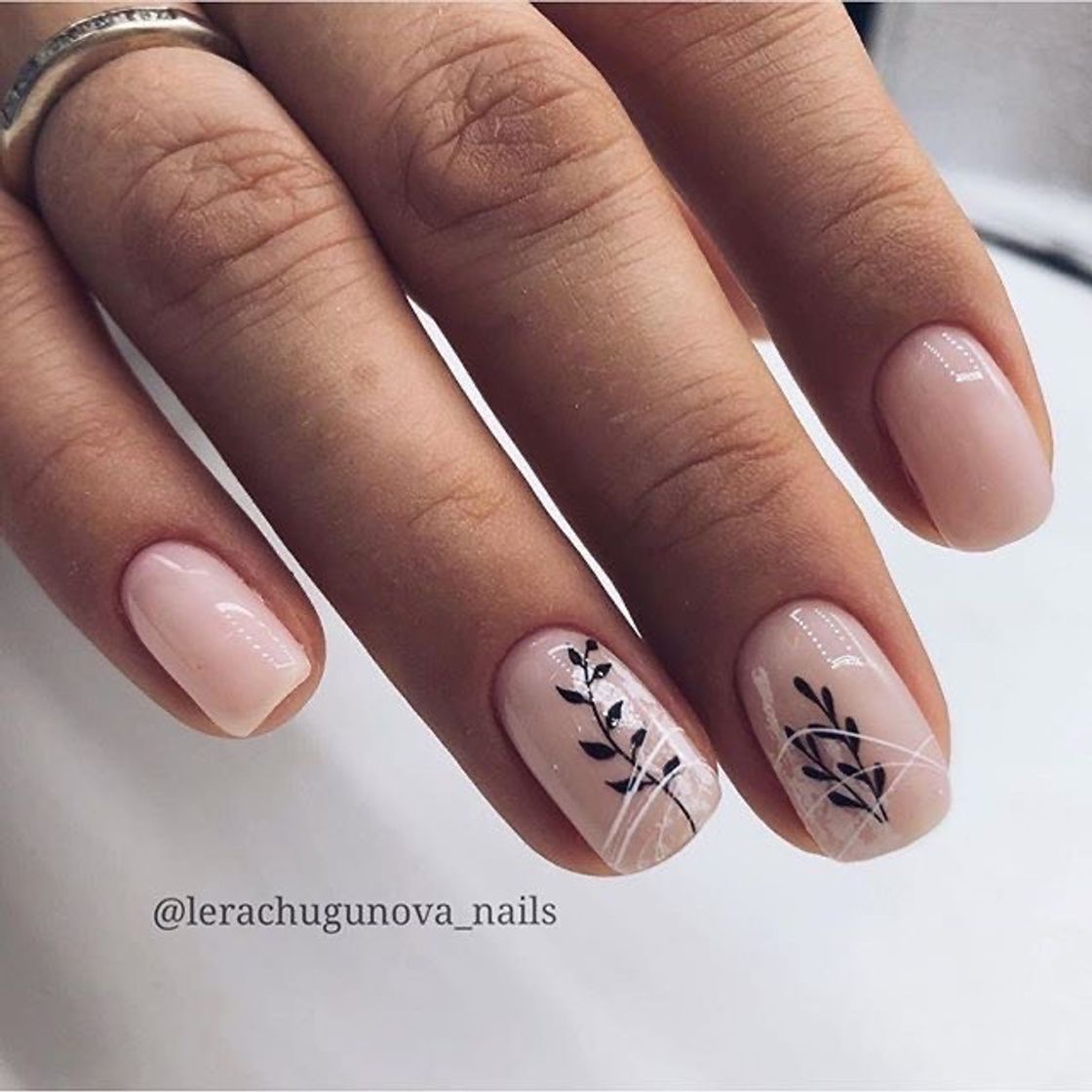 Fashion Nature nails 2