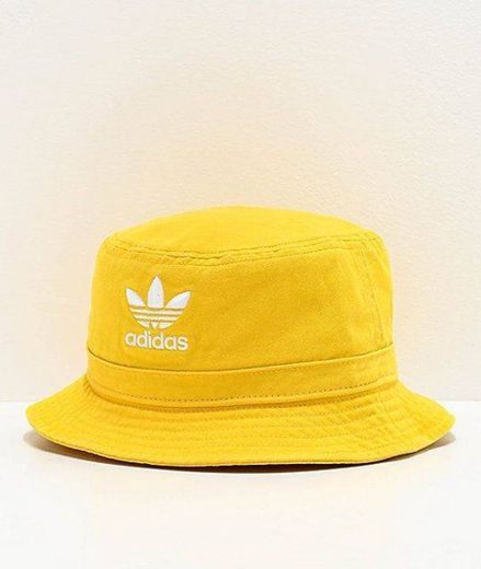 Bucket hat adidas amarillo