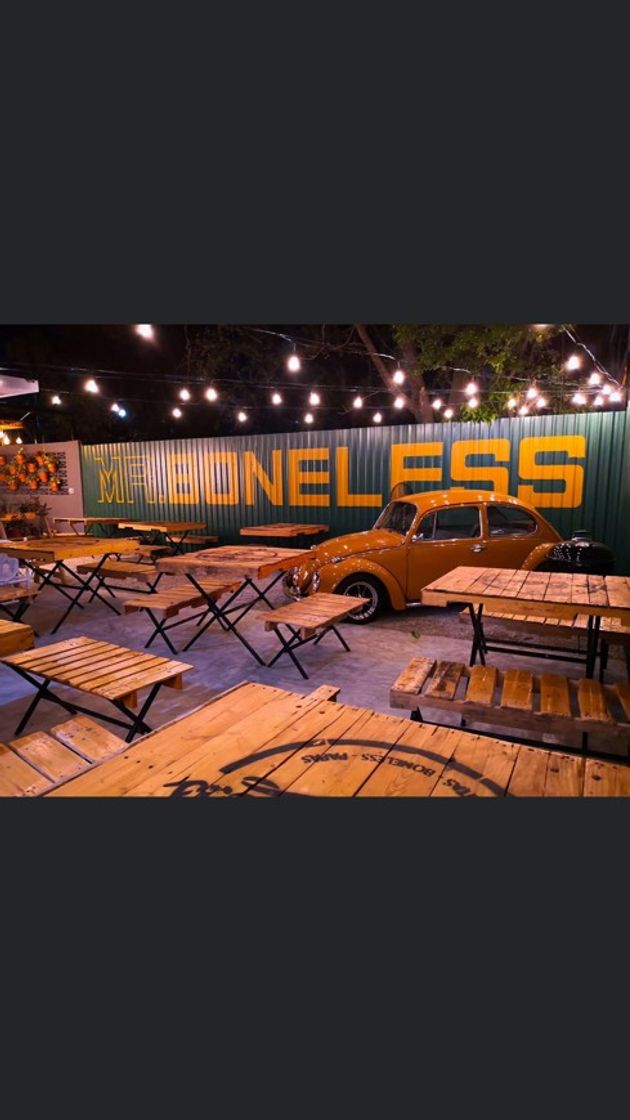 Restaurants Mr. Boneless