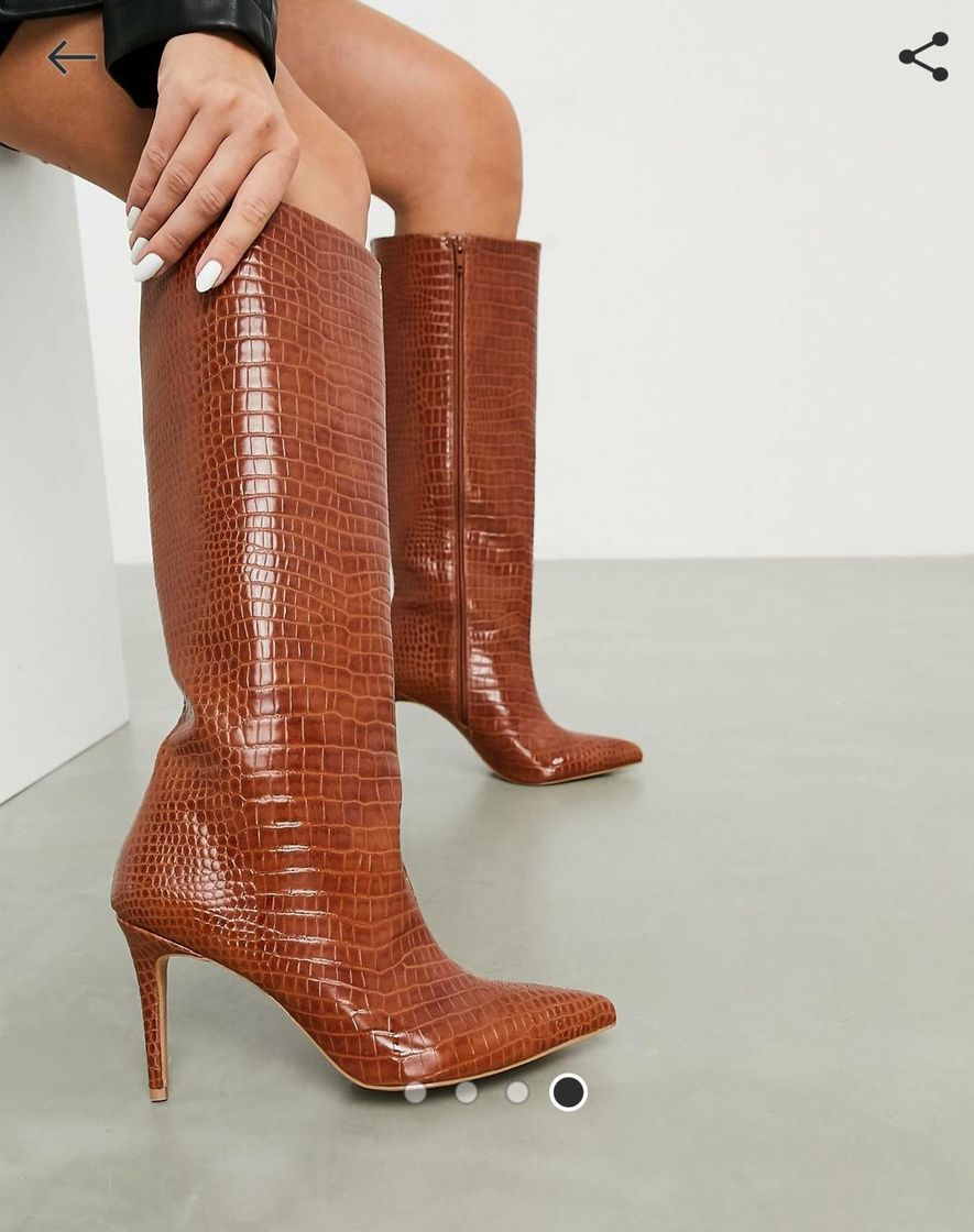 Moda Botas altas efecto cocodrilo en tostado ASOS