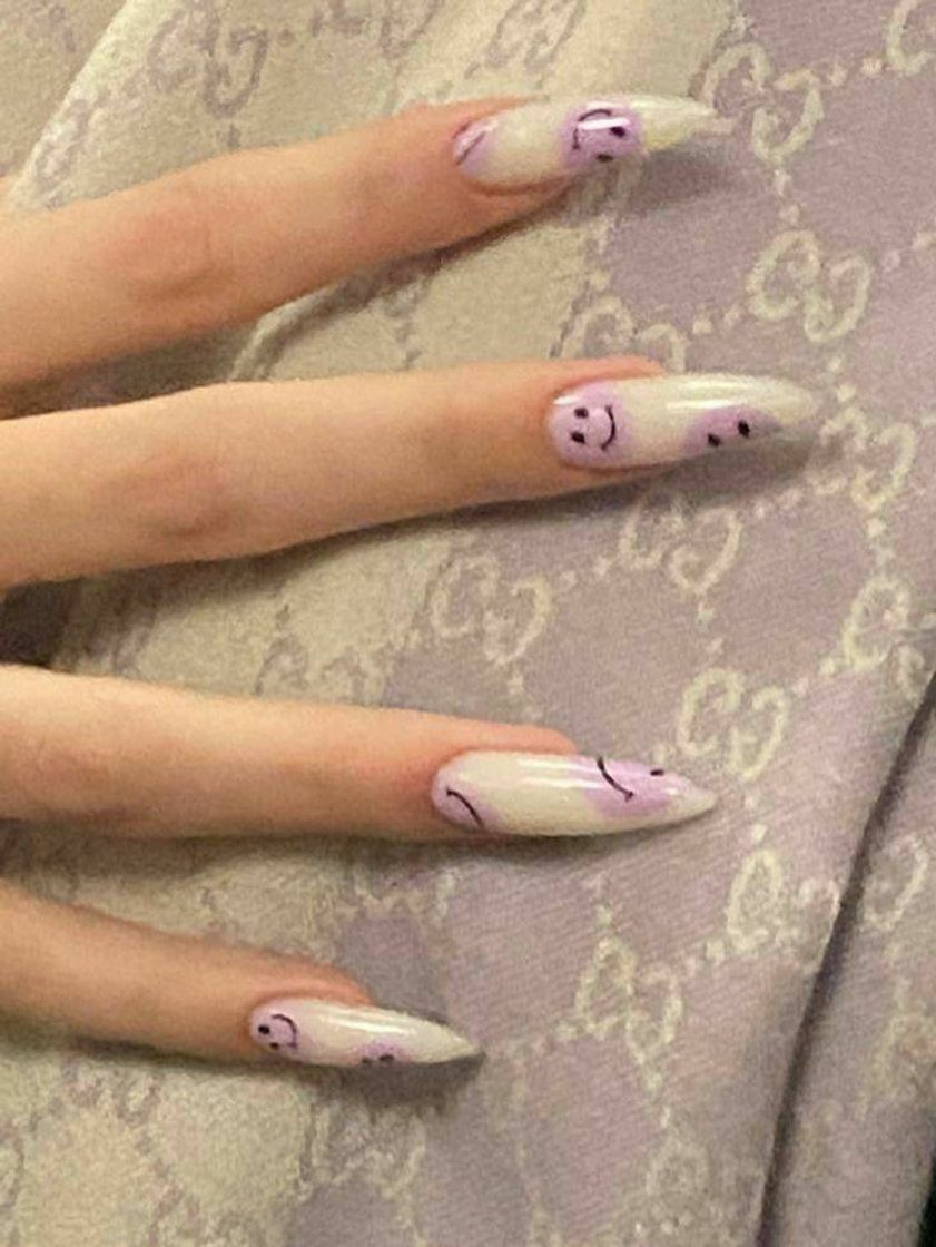 Fashion Smile nails