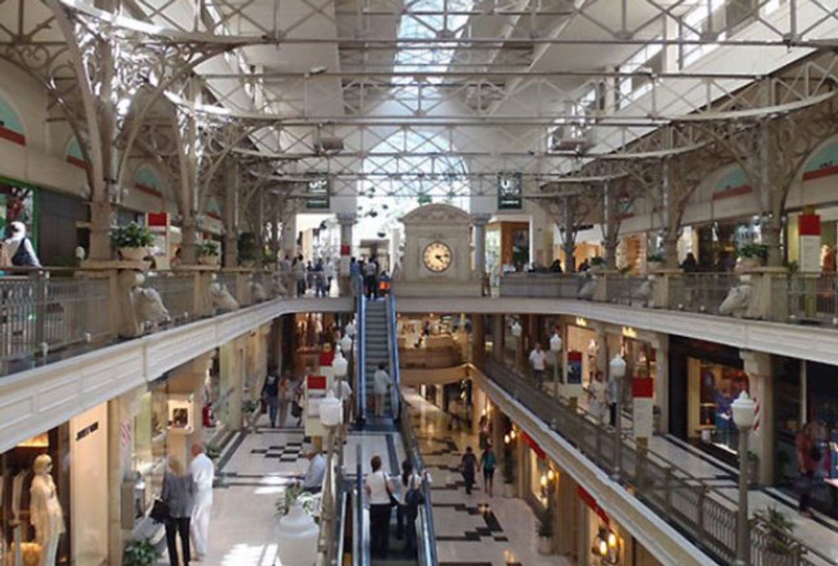 Place Patio Bullrich