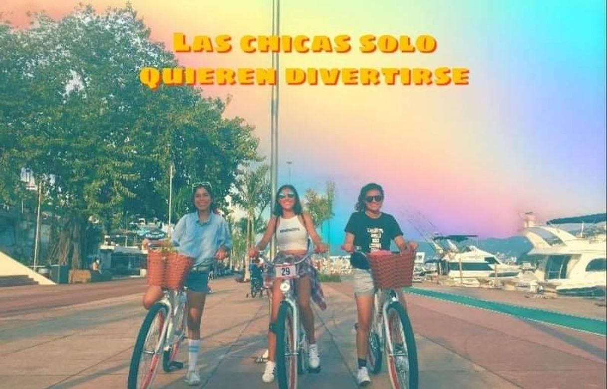 Fashion Cortometraje "Las Chicas Solo Quieren Divertirse" 