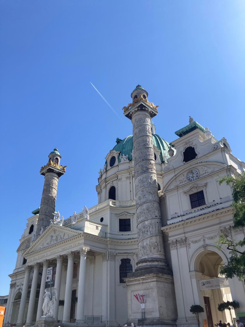 Place Karlskirche