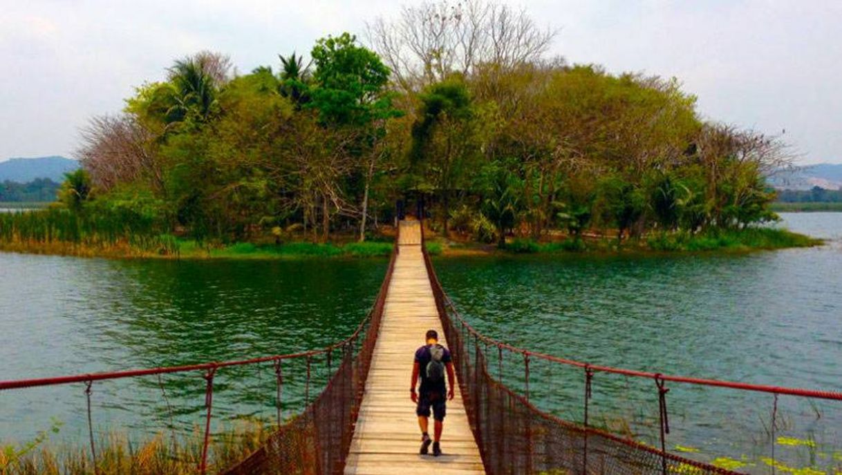 Zoologico Petencito Flores Peten
