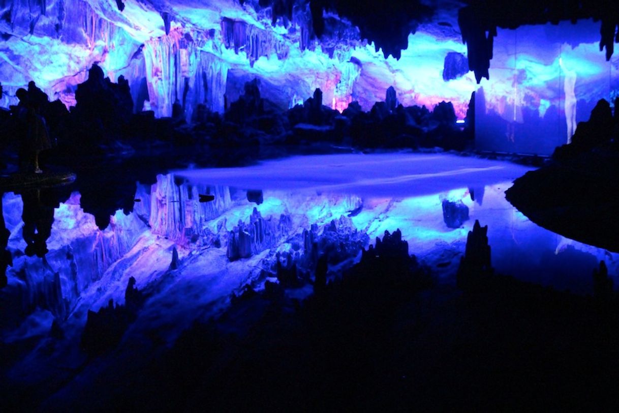 Place Reed Flute Cave