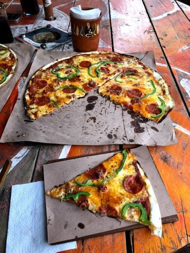 Petra Pizza a la Leña
