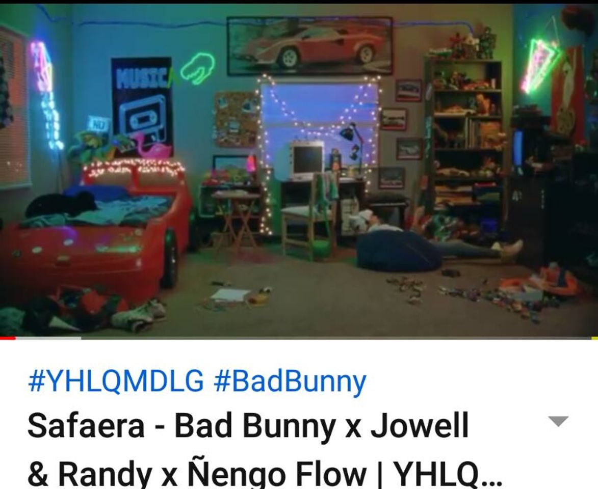 Social Bad Bunny—Safaera