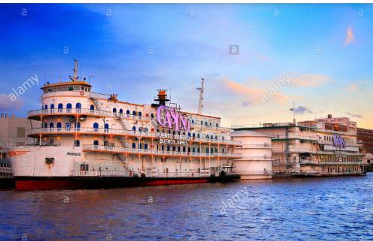 Social Casino flotante de BsAs⛴️☸️⚓
