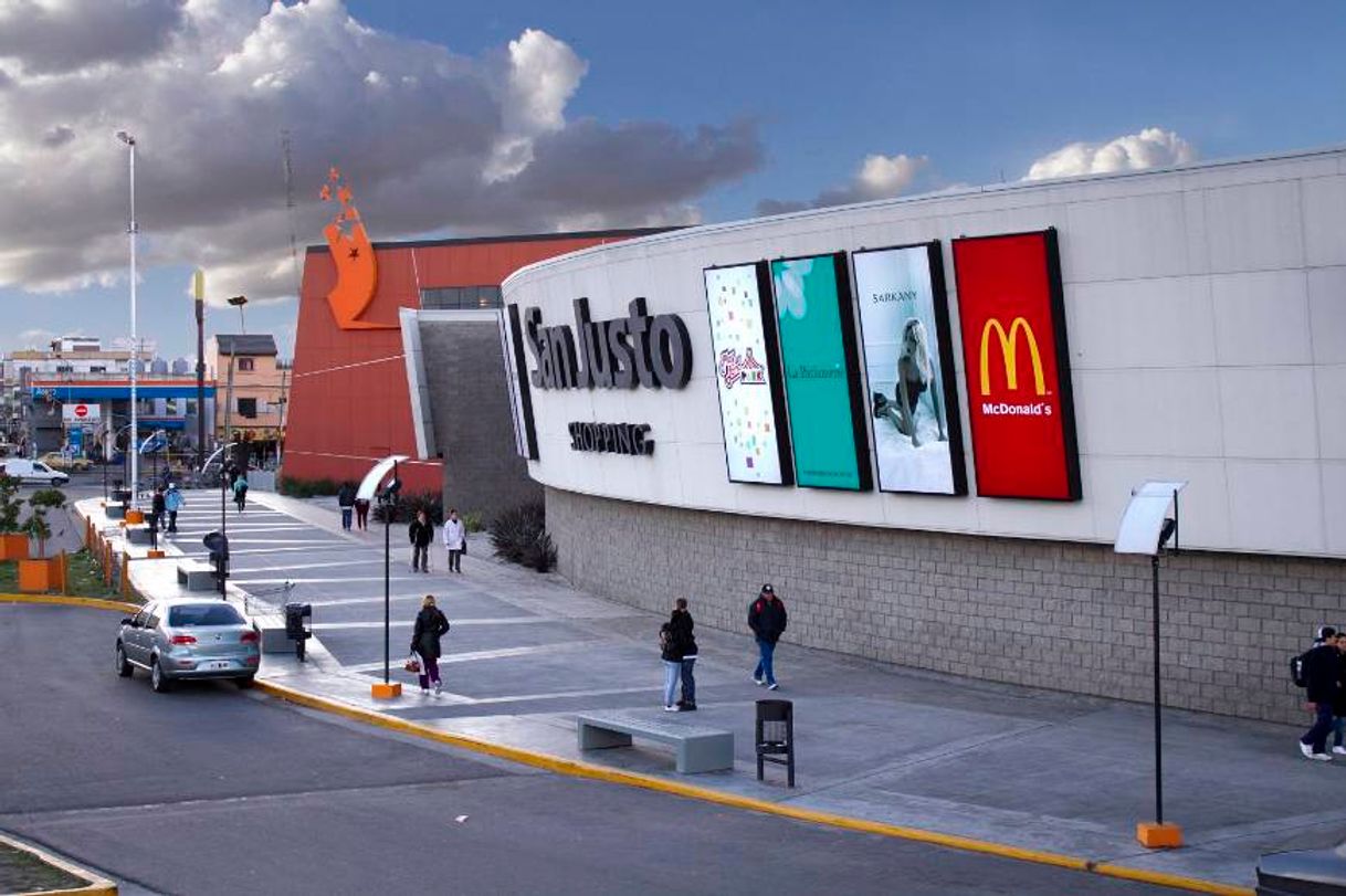 Place San Justo Shopping