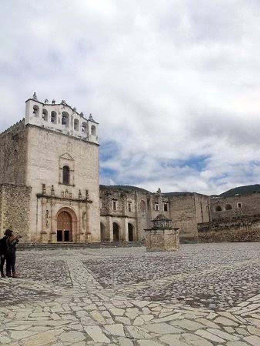 Places Ex Convento de los Santos Reyes - Meztitlán