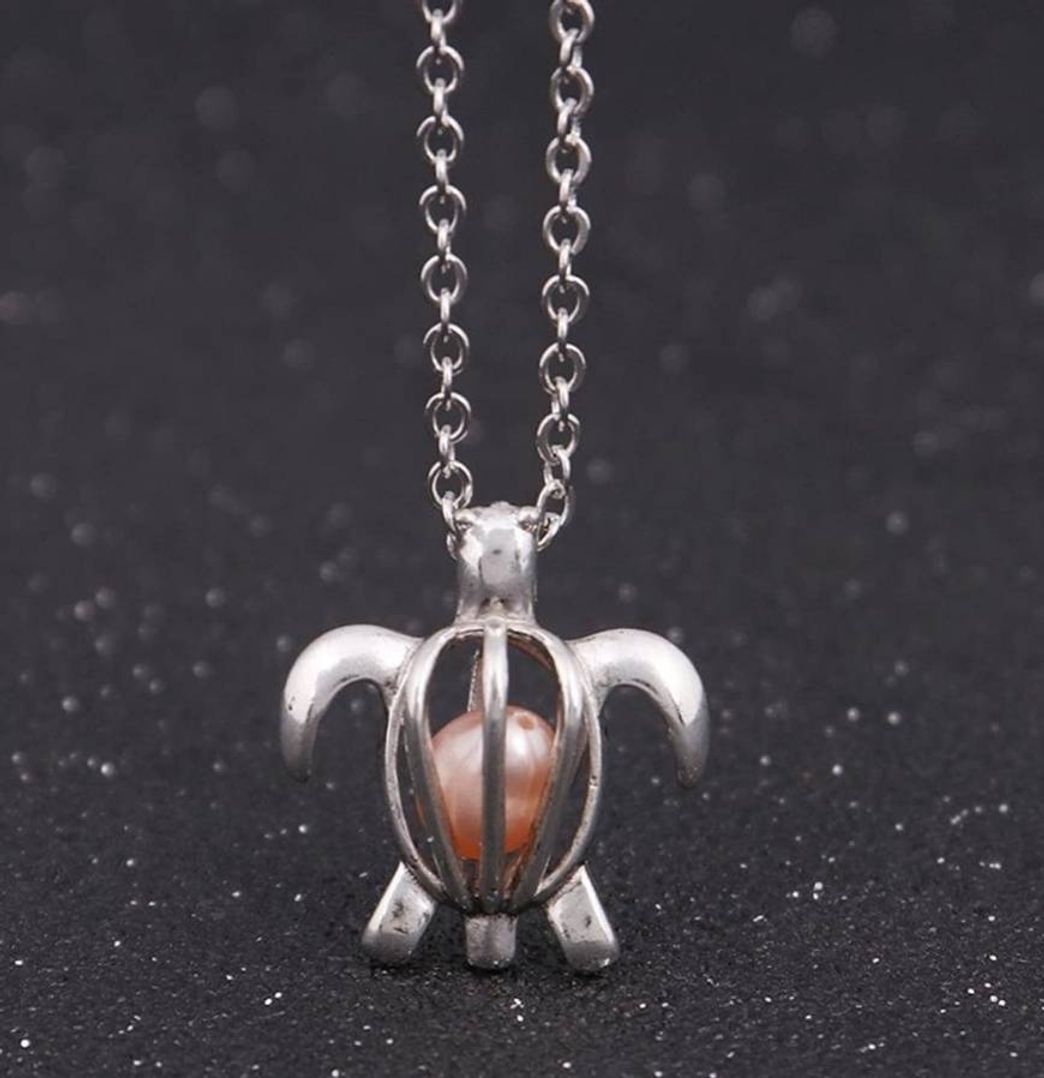 Social Collar con colgante de tortuga