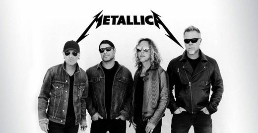 Metallica: Enter Sandman (Official Music Video) - YouTube