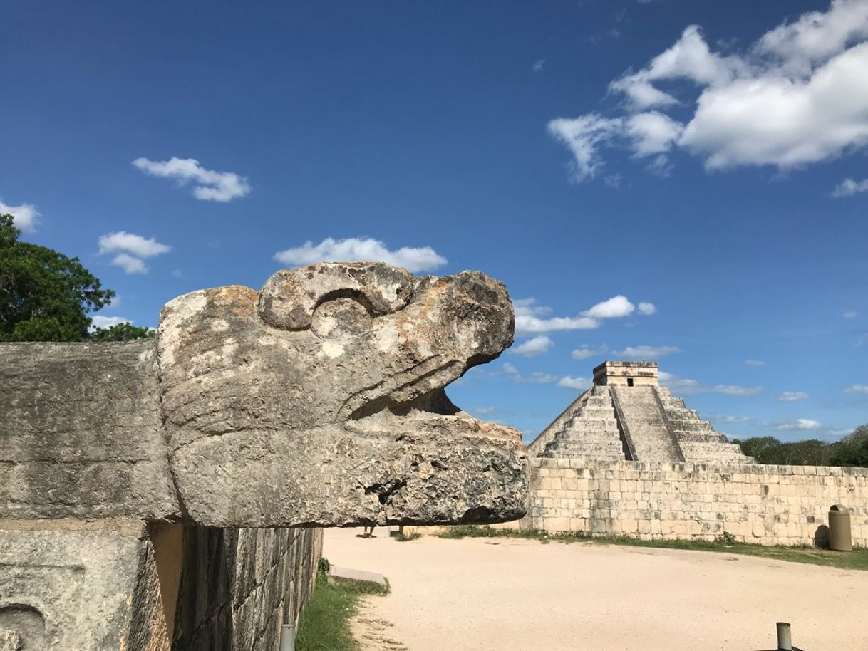 Lugar Chichén Itzá