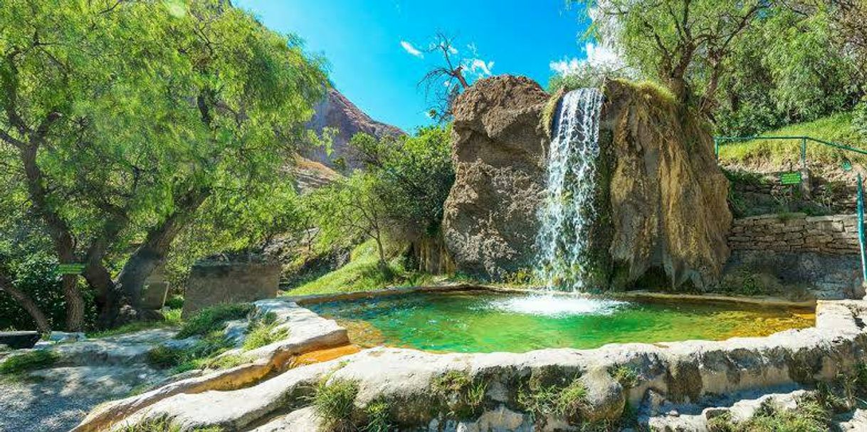 Lugar Baños Termales de Churín