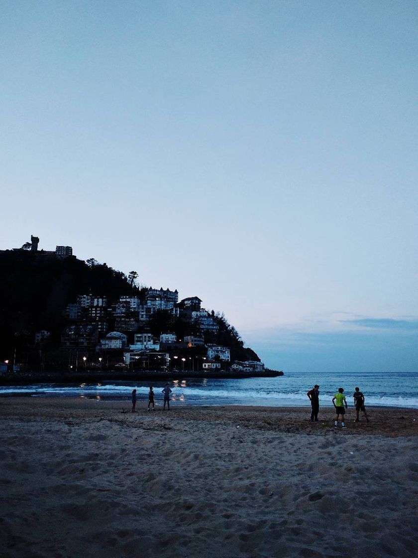 Place Playa de Ondarreta