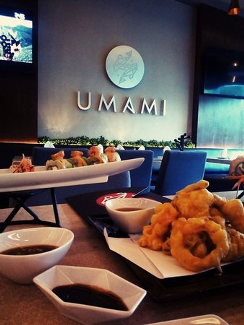 Restaurantes UMAMI Sushi Bar