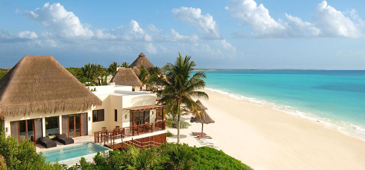 Place Fairmont Mayakoba, Riviera Maya’s AAA 5 Diamond