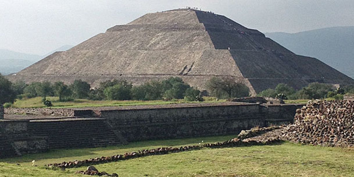 Place Pirámides de Teotihuacan