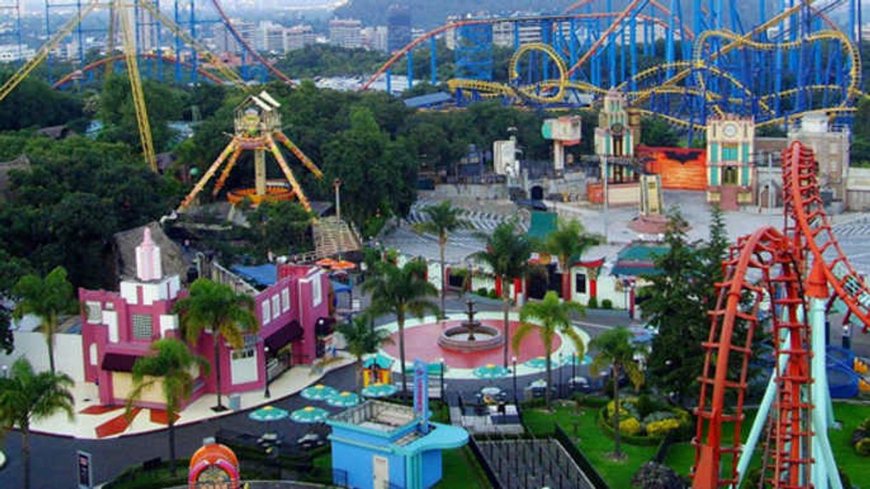 Place Six Flags México