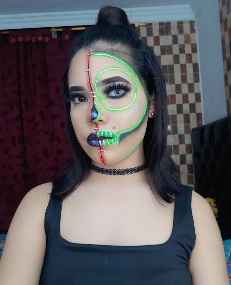 Fashion Maquillaje Neón💀💚🖤