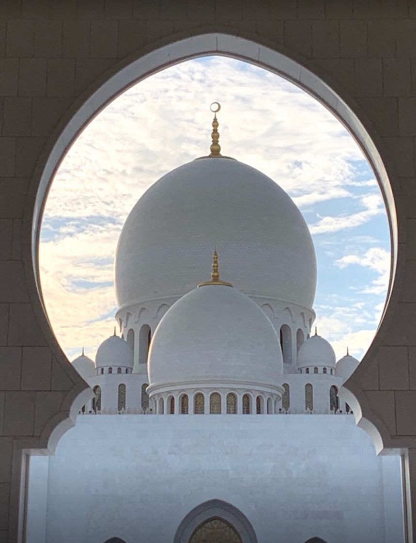 Place Sheikh Zayed Grand Mosque Center