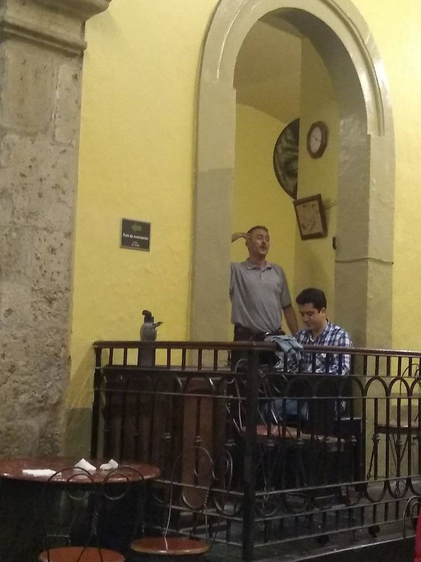 Lugar Cantina La Fuente