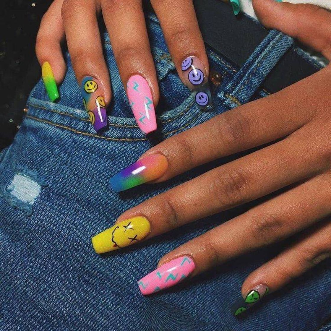 Social Unhas grunge anos 90