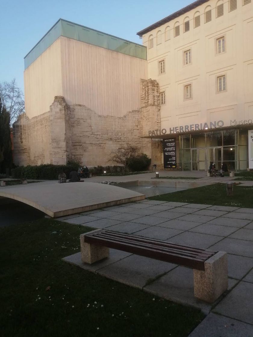 Place Museo Patio Herreriano de Arte Contemporáneo Español de Valladolid