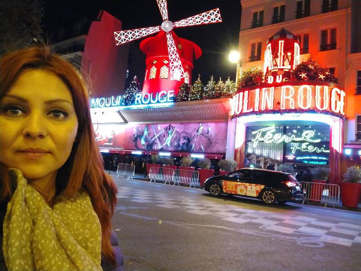 Lugar Moulin Rouge