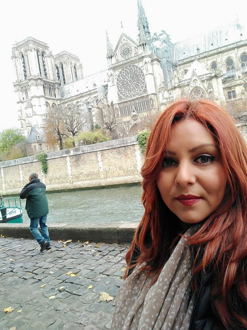 Place Notre Dame