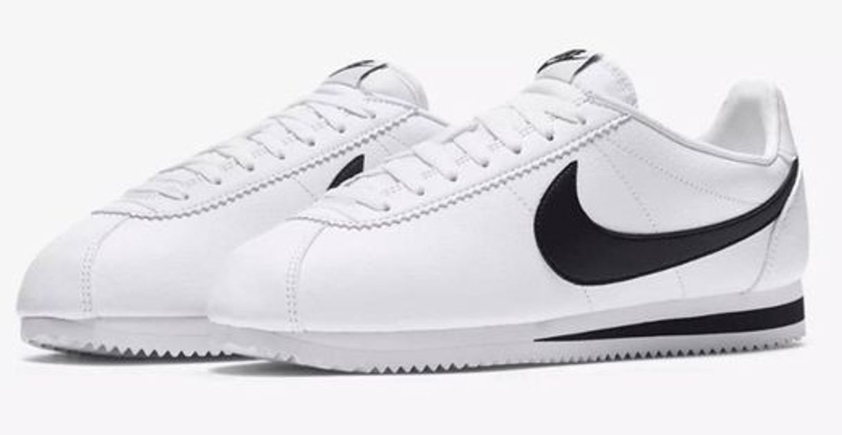 Social Nike Cortez