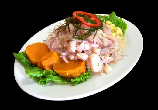 Ceviche a la peruana😋😋😋