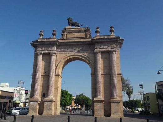 Arco Triunfal de la Calzada de los Héroes