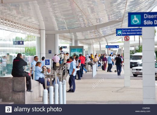 Aeropuerto Internacional de Cancún (CUN)