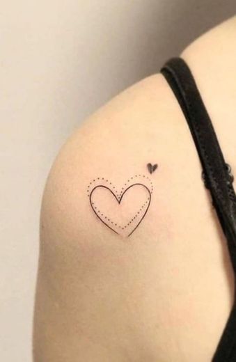 Tatuagem coração delicado