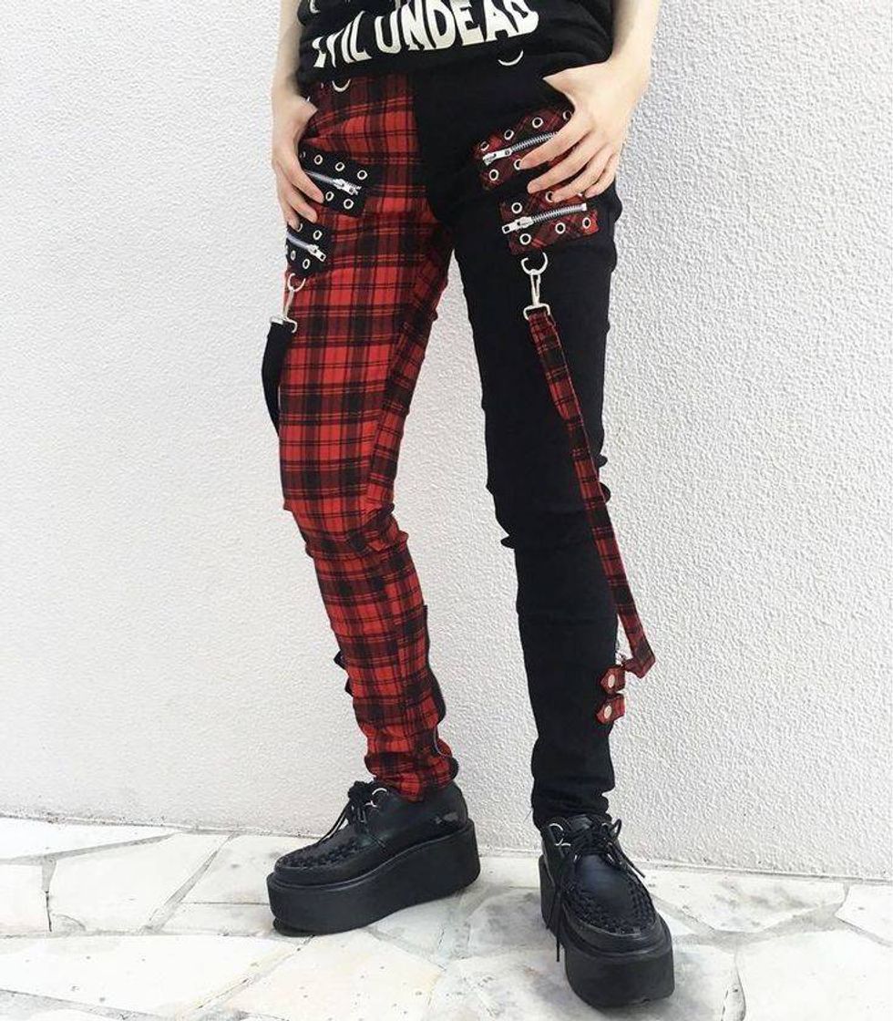 Social jetsetter split leg trousers - Red & black plaid..