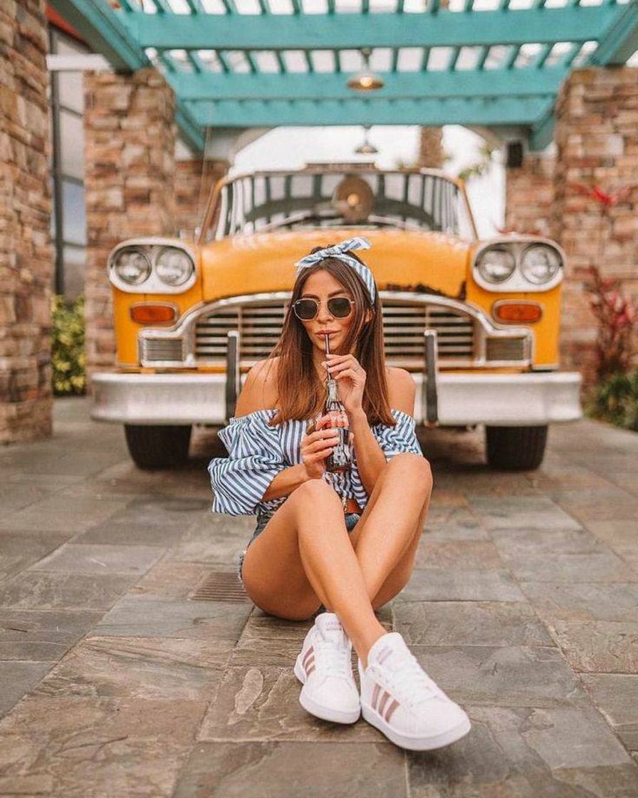 Social Photo good vibes