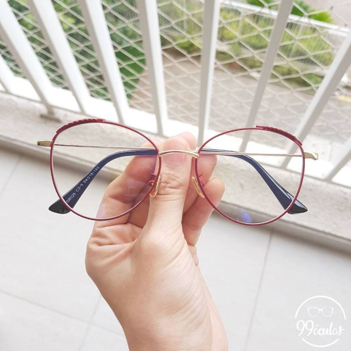 Social Grau redondo 2.0 Grécia Dourado com vermelho