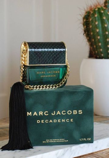 Marc Jacobs Divine Decadence Agua de Perfume
