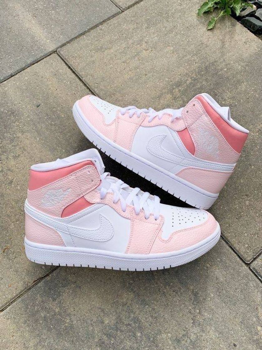 Fashion Jordan 1 cor pastel pink $210