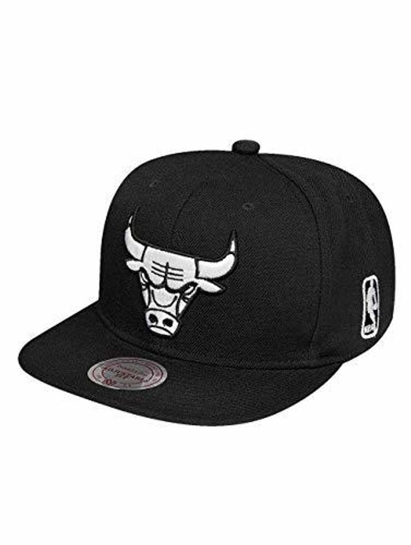 Producto Mitchell & Ness Chicago Bulls All Black And White Logo EU448 Snapback