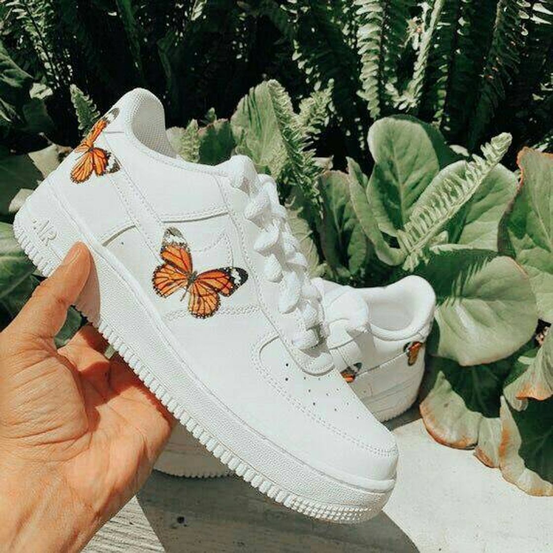 Fashion Sapato Nike com borboletas 🌼