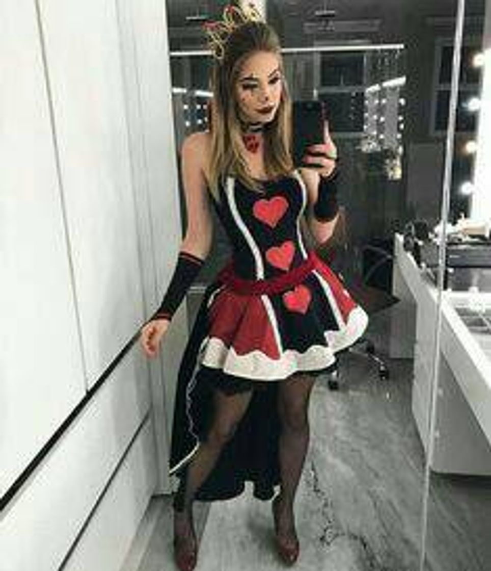 Fashion Look Rainha de Copas ♠🃏