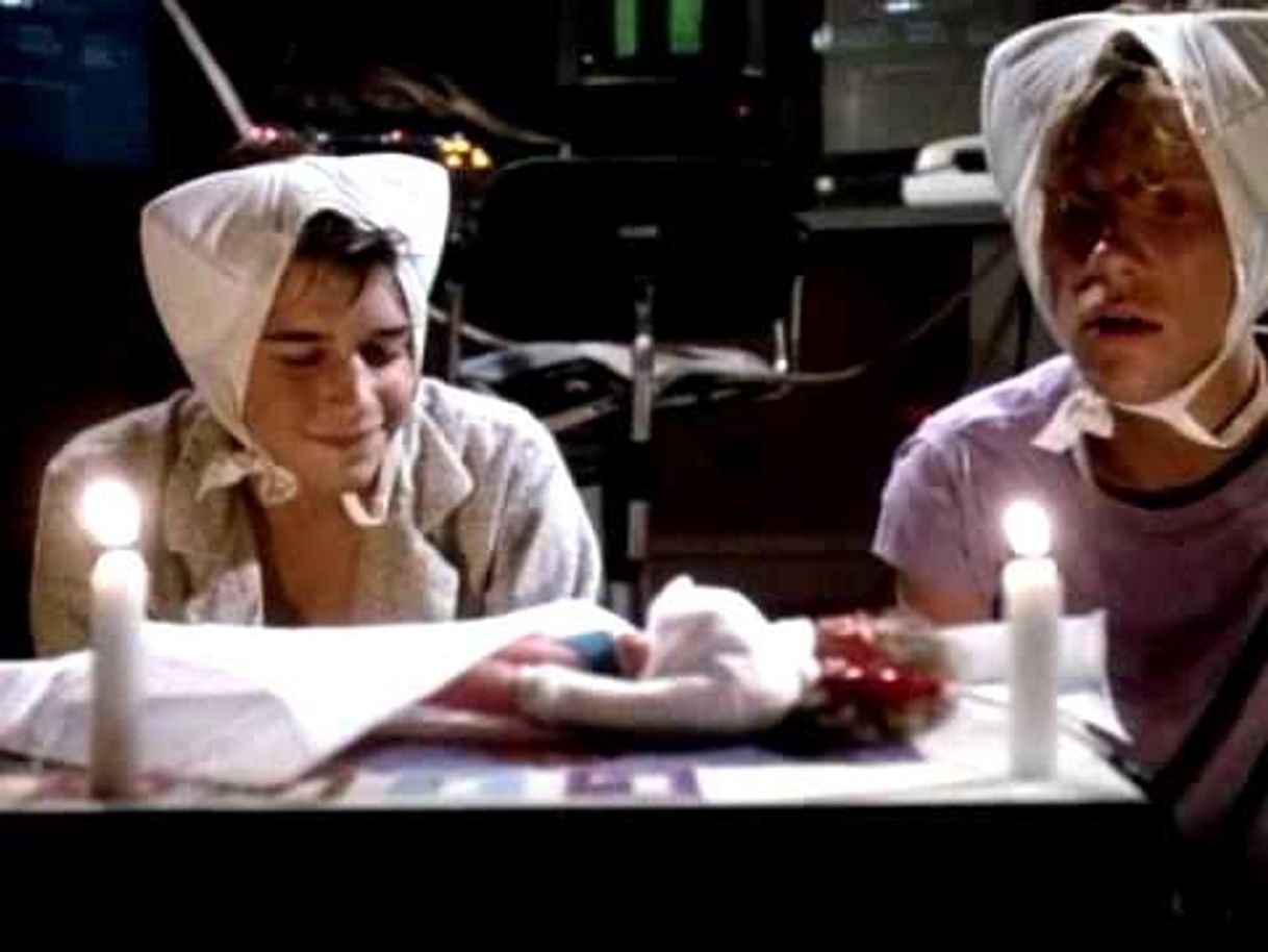 Movie La mujer explosiva Weird Science 1985 TRAILER - YouTube