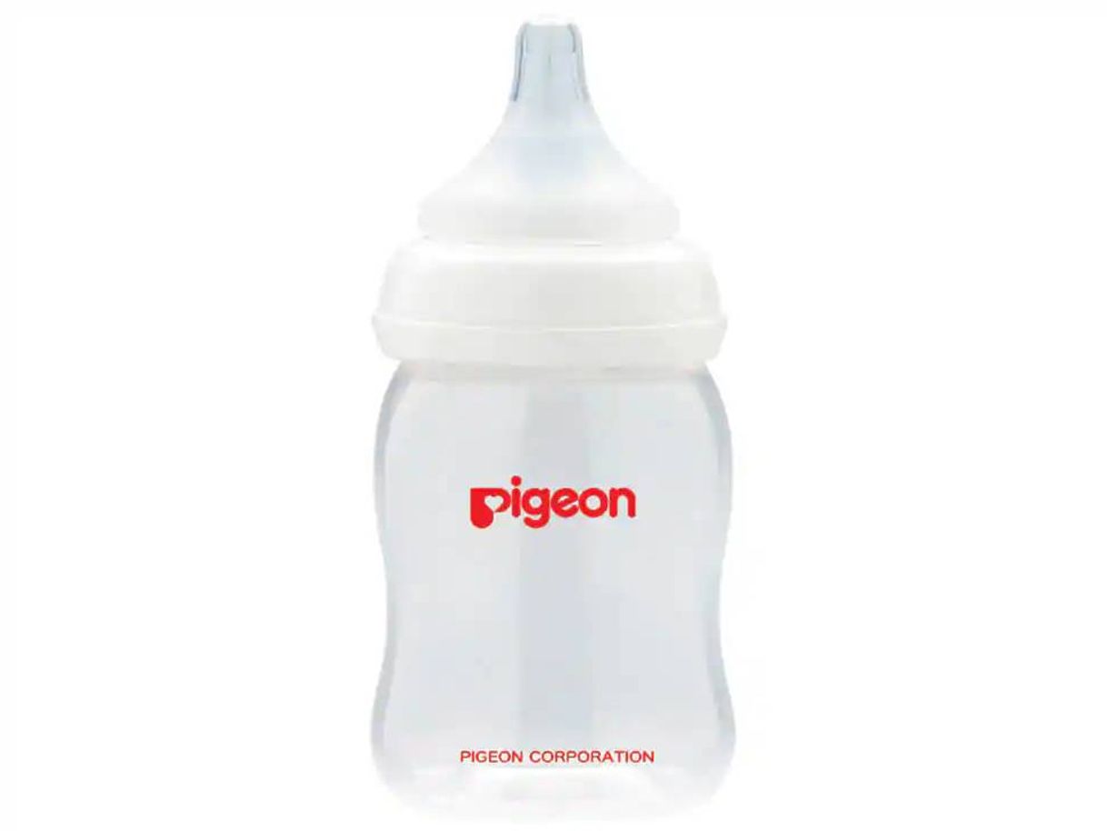 Social Pigeon-Biberones